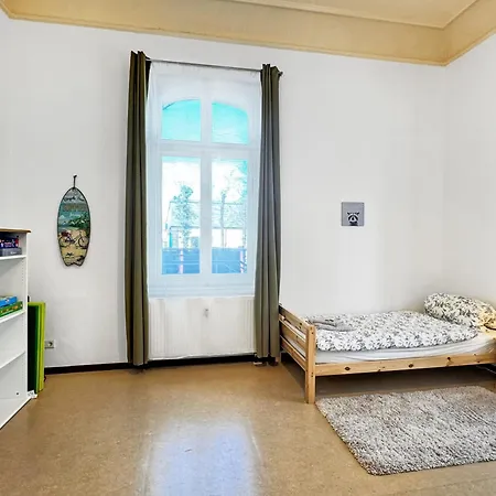 Nieske - Jugendstil Denkmal, Free Wlan & Parken, Self Check-in, Smart-tv * Herzberg