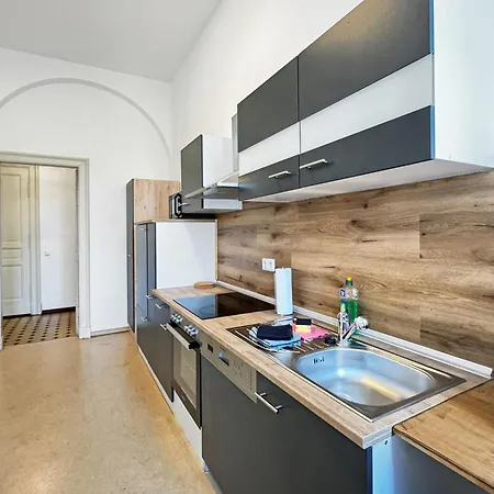 Nieske - Jugendstil Denkmal, Free Wlan & Parken, Self Check-in, Smart-tv *