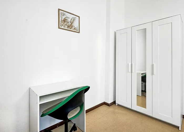 Nieske - Jugendstil Denkmal, Free Wlan & Parken, Self Check-in, Smart-tv Appartement Herzberg (Elster)