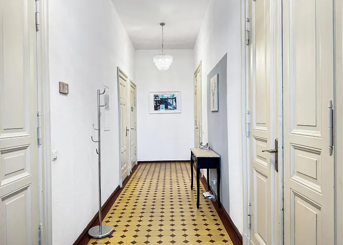 Nieske - Jugendstil Denkmal, Free Wlan & Parken, Self Check-in, Smart-tv Herzberg (Elster)